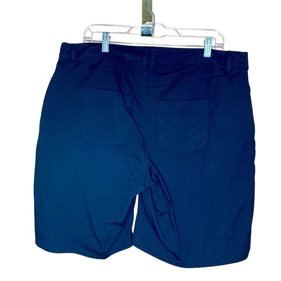 Lane Bryant Adjustable Black Shorts - Picture 2 of 4